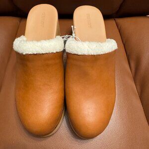 Old Navy Womens Mules Clogs NWT Camel Brown Size 11